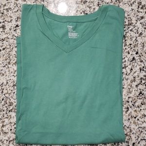 Gap V-Neck Tshirt